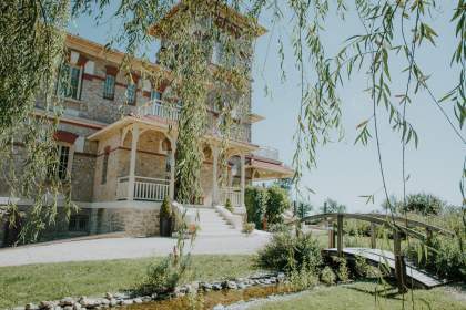 Holistic Wellness Center, Arcachon Seafront · Villa La Tosca